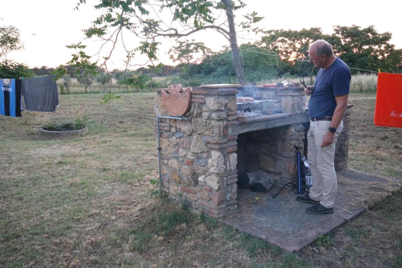 Podere Campo Alle Serpi Bibbona Kültér fotó